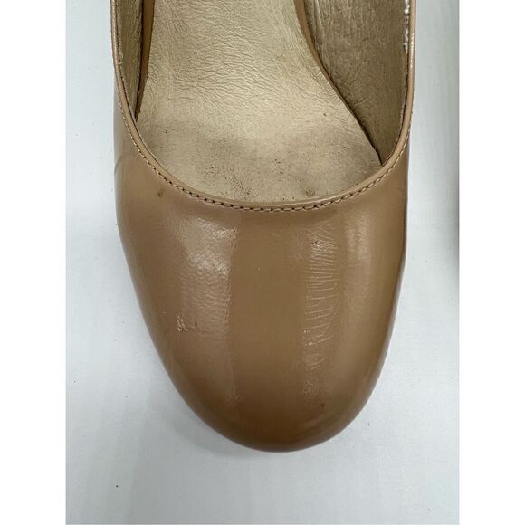 Michael Kors button back heels - Picture 3 of 9